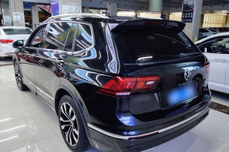 Used Volkswagen Tiguan L 2021 330TSI Automatic Two-Wheel Drive R-Line Enhanced Edition Exterior 2