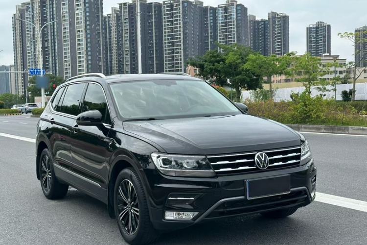 Used Volkswagen Tiguan L 2021 330TSI Automatic Two-Wheel Drive Smart Edition Exterior 3