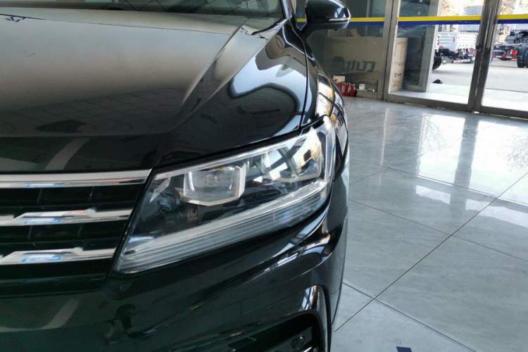 Used Volkswagen Tiguan L 2021 330TSI Automatic Two-Wheel Drive R-Line Enhanced Edition Exterior 5