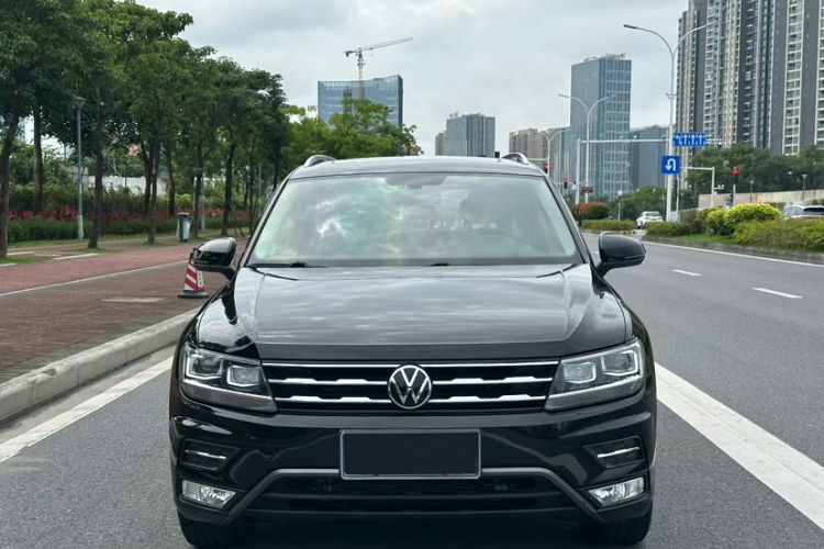 Used Volkswagen Tiguan L 2021 330TSI Automatic Two-Wheel Drive Smart Edition Exterior 5