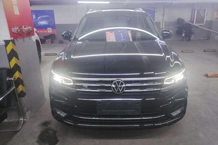 Used Volkswagen Tiguan L 2021 330TSI Automatic Two-Wheel Drive R-Line Flagship Edition Front