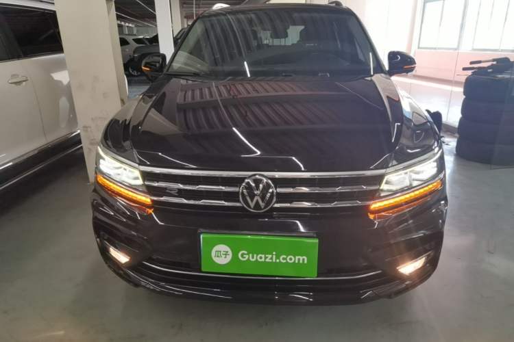 Used Volkswagen Tiguan L 2021 380TSI Automatic All-Wheel Drive R-Line Comfort Plus 7-Seater Front