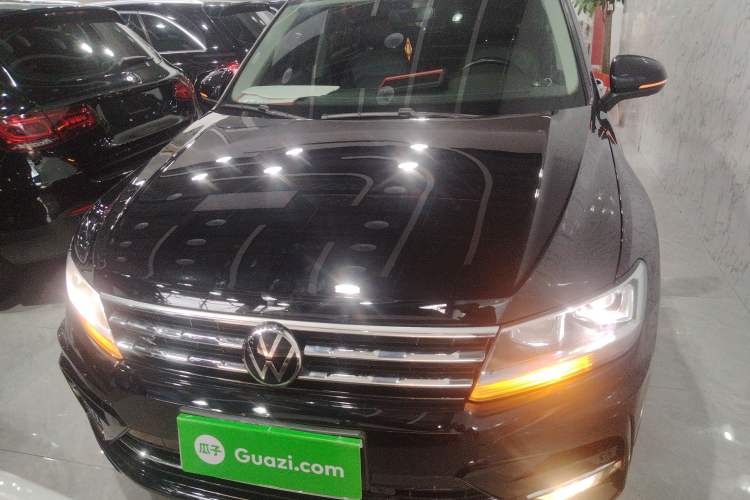 Used Volkswagen Tiguan L 2021 330TSI Automatic Two-Wheel Drive R-Line Enhanced Edition Front