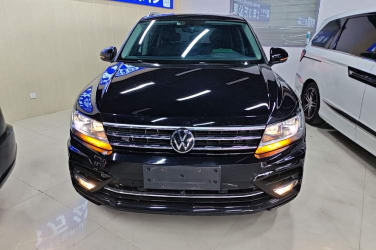 Used Volkswagen Tiguan L 2021 330TSI Automatic Two-Wheel Drive R-Line Enhanced Edition Front