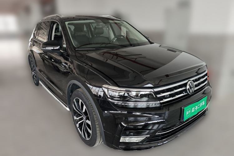 Used Volkswagen Tiguan L 2021 330TSI Automatic Two-Wheel Drive R-Line Flagship Edition Front Right 45 Deg