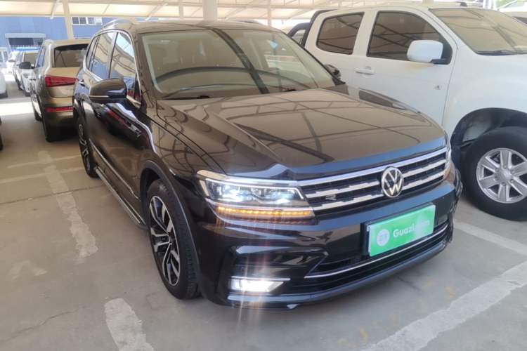 Used Volkswagen Tiguan L 2021 330TSI Automatic Two-Wheel Drive R-Line Flagship Edition Front Right 45 Deg