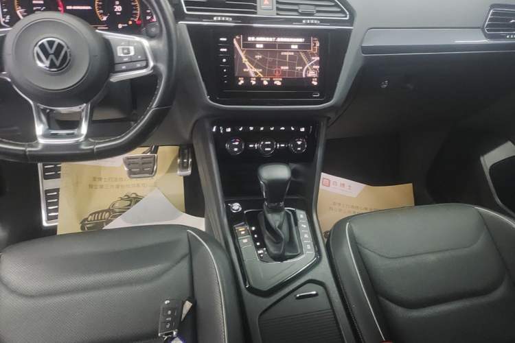 Used Volkswagen Tiguan L 2021 330TSI Automatic Two-Wheel Drive R-Line Flagship Edition Gear Lever