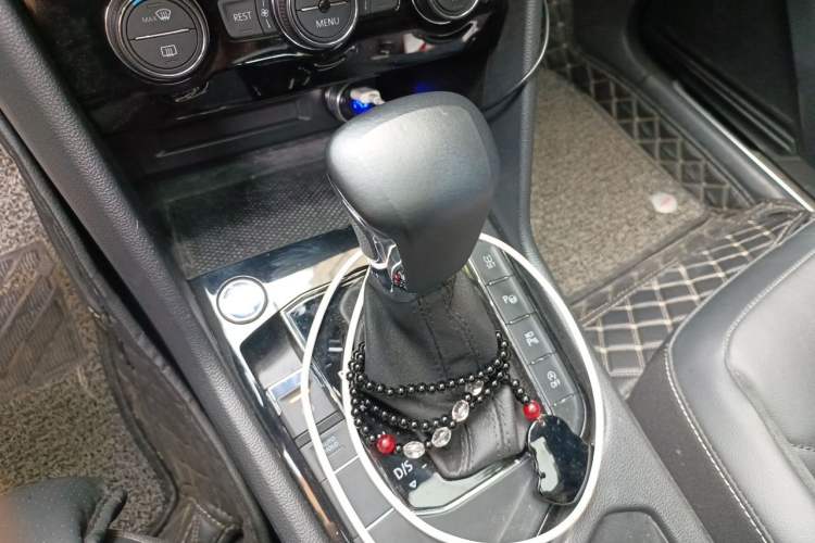 Used Volkswagen Tiguan L 2021 330TSI Automatic Two-Wheel Drive R-Line Enhanced Edition Gear Lever