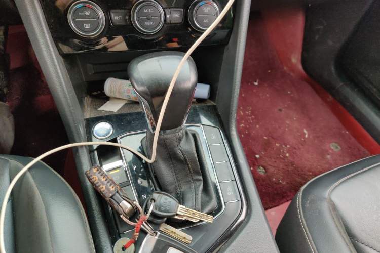 Used Volkswagen Tiguan L 2021 330TSI Automatic Two-Wheel Drive Smart Edition Gear Lever