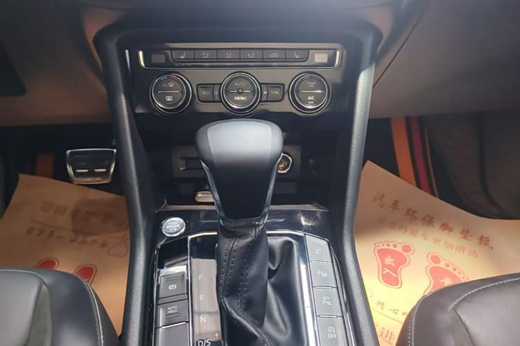 Used Volkswagen Tiguan L 2021 330TSI Automatic Two-Wheel Drive R-Line Enhanced Edition Gear Lever