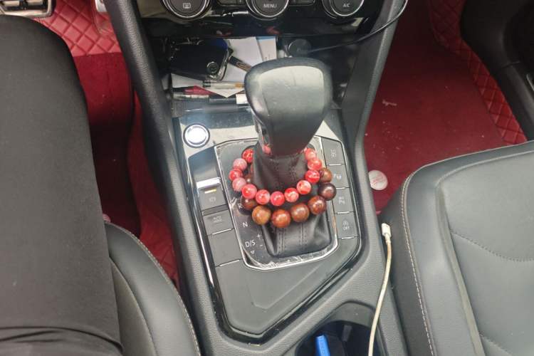 Used Volkswagen Tiguan L 2021 330TSI Automatic Two-Wheel Drive R-Line Enhanced Edition Gear Lever