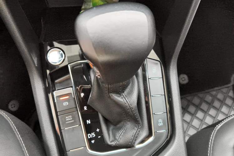 Used Volkswagen Tiguan L 2021 330TSI Automatic Two-Wheel Drive Smart Edition Gear Lever