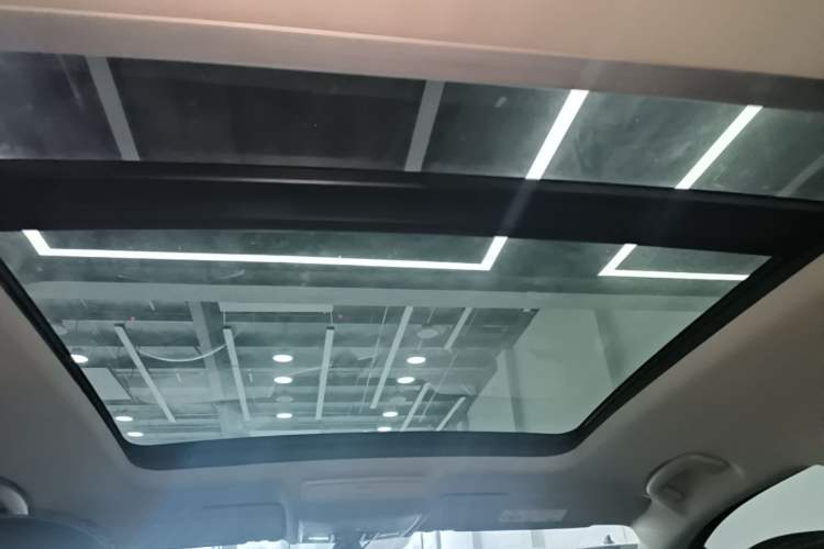 Used Volkswagen Tiguan L 2021 330TSI Automatic Two-Wheel Drive R-Line Enhanced Edition Headliner