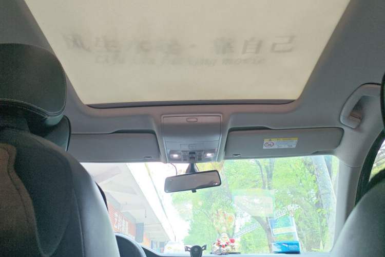 Used Volkswagen Tiguan L 2021 330TSI Automatic Two-Wheel Drive Smart Edition Headliner