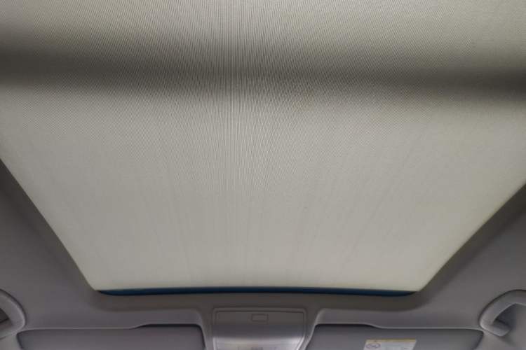 Used Volkswagen Tiguan L 2021 330TSI Automatic Two-Wheel Drive Smart Edition Headliner