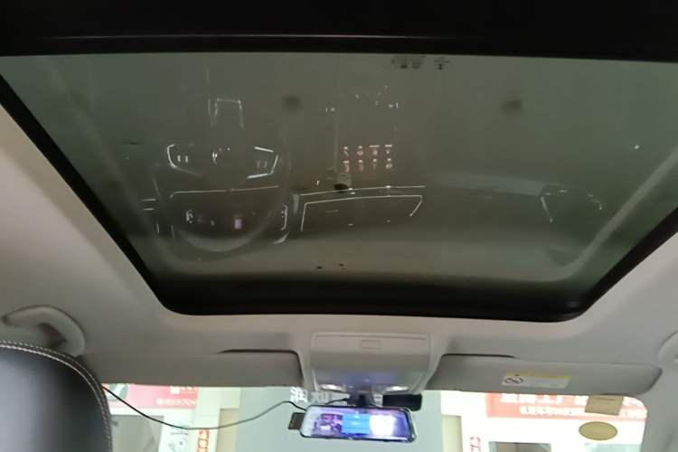 Used Volkswagen Tiguan L 2021 330TSI Automatic Two-Wheel Drive R-Line Enhanced Edition Headliner