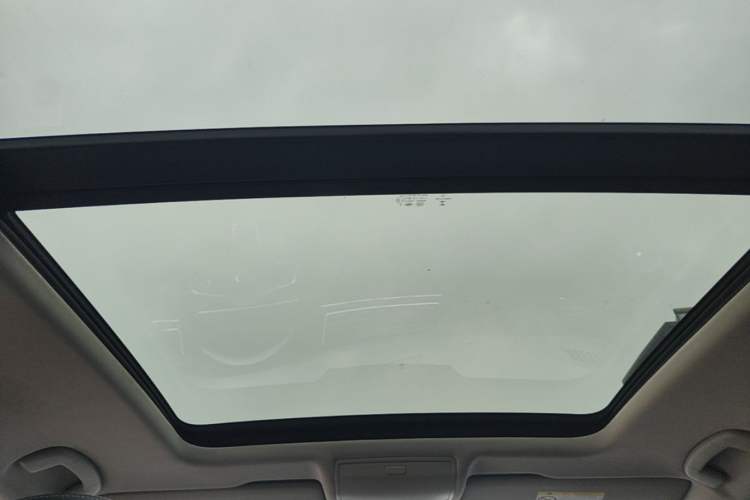 Used Volkswagen Tiguan L 2021 330TSI Automatic Two-Wheel Drive R-Line Enhanced Edition Headliner