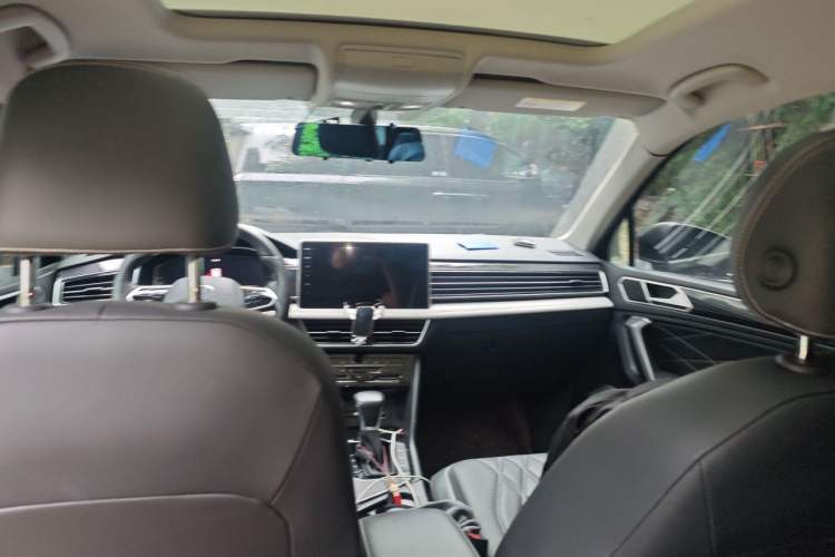 Used Volkswagen Tiguan L 2021 330TSI Automatic Two-Wheel Drive Smart Edition Headliner