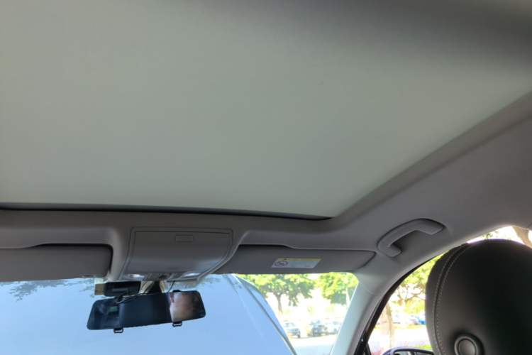 Used Volkswagen Tiguan L 2021 330TSI Automatic Two-Wheel Drive Smart Edition Headliner