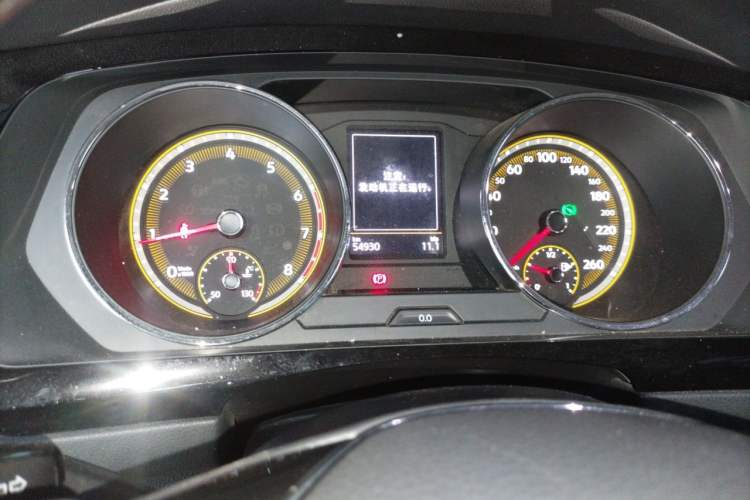 Used Volkswagen Tiguan L 2021 330TSI Automatic Two-Wheel Drive Smart Edition Instrument Cluster