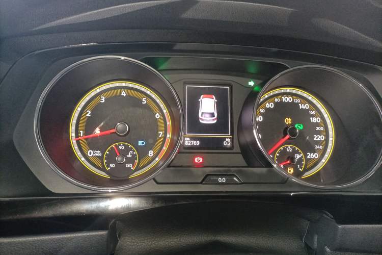 Used Volkswagen Tiguan L 2021 330TSI Automatic Two-Wheel Drive Smart Edition Instrument Cluster
