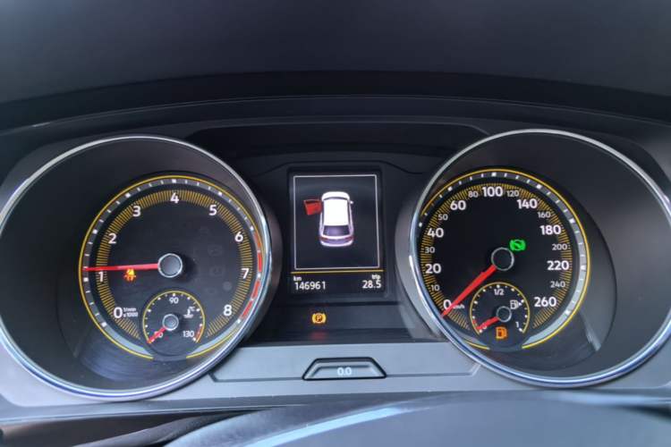 Used Volkswagen Tiguan L 2021 330TSI Automatic Two-Wheel Drive Smart Edition Instrument Cluster