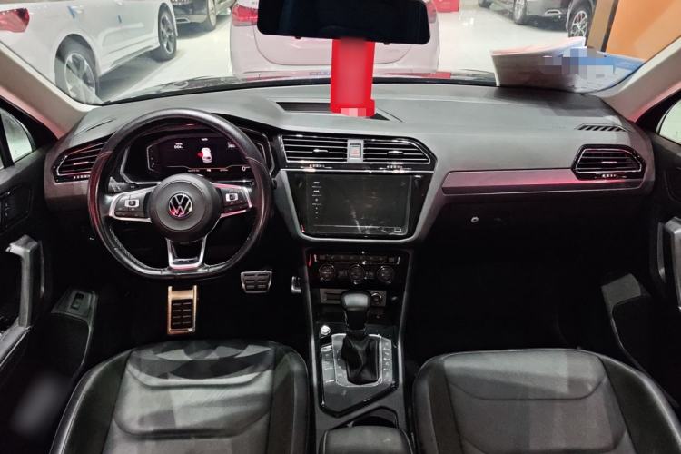 Used Volkswagen Tiguan L 2021 330TSI Automatic Two-Wheel Drive R-Line Enhanced Edition Interior 3