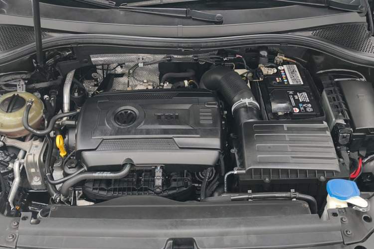 Used Volkswagen Tiguan L 2021 380TSI Automatic All-Wheel Drive R-Line Comfort Plus 7-Seater Interior 8