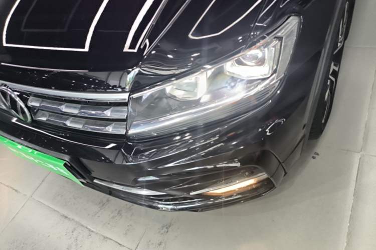 Used Volkswagen Tiguan L 2021 330TSI Automatic Two-Wheel Drive R-Line Enhanced Edition Left Front Headlight