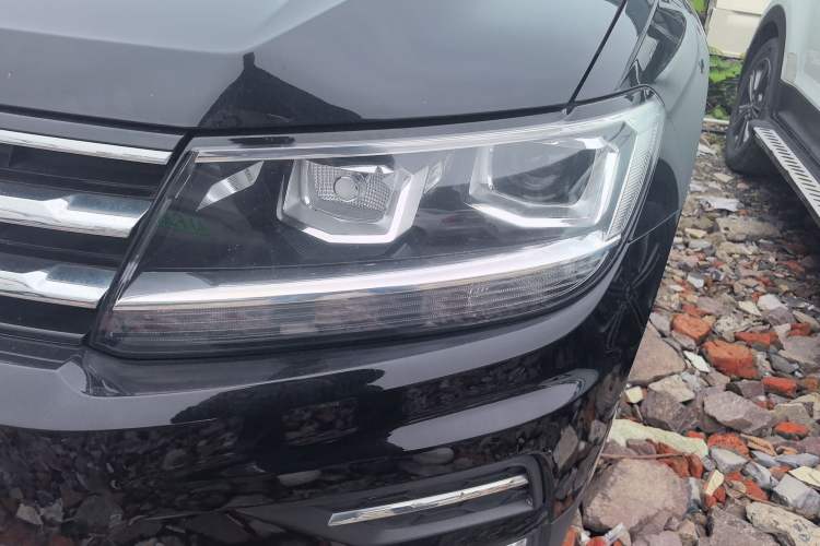 Used Volkswagen Tiguan L 2021 330TSI Automatic Two-Wheel Drive Smart Edition Left Front Headlight
