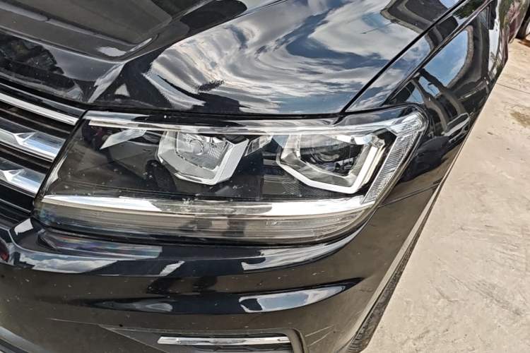 Used Volkswagen Tiguan L 2021 280TSI Automatic Two-Wheel Drive Smart Edition Left Front Headlight