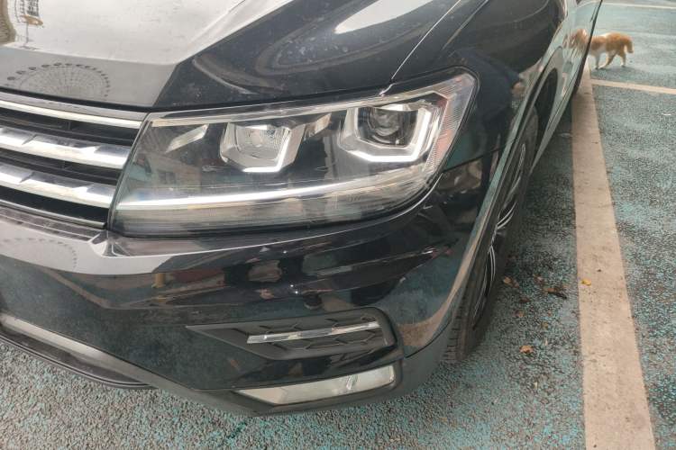 Used Volkswagen Tiguan L 2021 330TSI Automatic Two-Wheel Drive Smart Edition Left Front Headlight