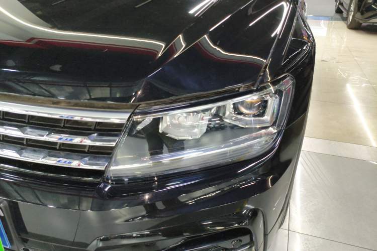 Used Volkswagen Tiguan L 2021 330TSI Automatic Two-Wheel Drive R-Line Enhanced Edition Left Front Headlight