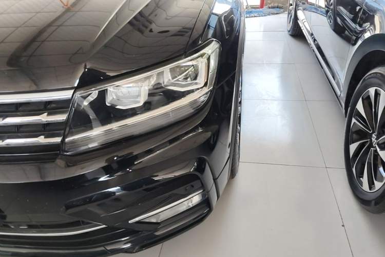 Used Volkswagen Tiguan L 2021 330TSI Automatic Two-Wheel Drive R-Line Enhanced Edition Left Front Headlight