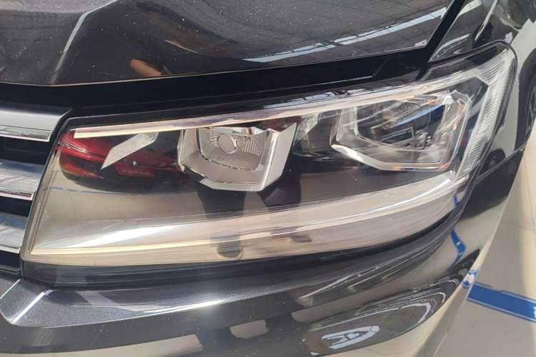 Used Volkswagen Tiguan L 2021 330TSI Automatic Two-Wheel Drive R-Line Enhanced Edition Left Front Headlight
