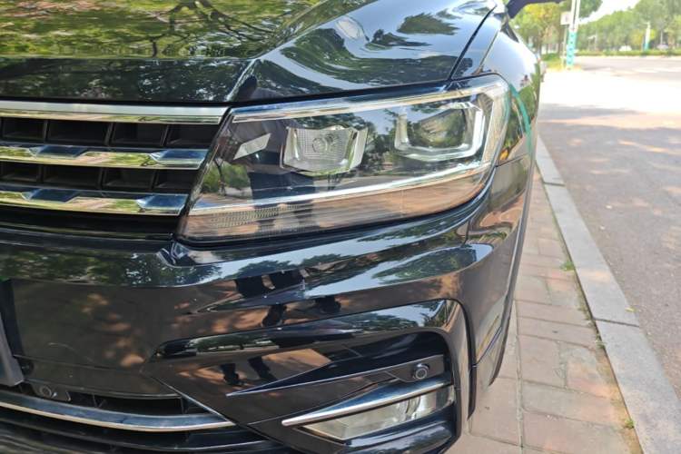 Used Volkswagen Tiguan L 2021 330TSI Automatic Two-Wheel Drive R-Line Enhanced Edition Left Front Headlight