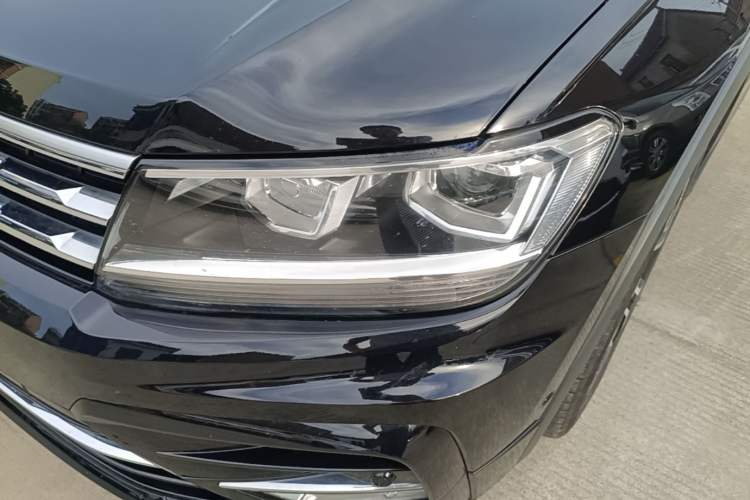 Used Volkswagen Tiguan L 2021 330TSI Automatic Two-Wheel Drive R-Line Enhanced Edition Left Front Headlight