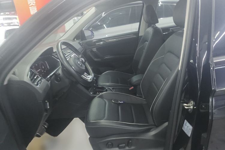 Used Volkswagen Tiguan L 2021 330TSI Automatic Two-Wheel Drive R-Line Flagship Edition Left Front Seat