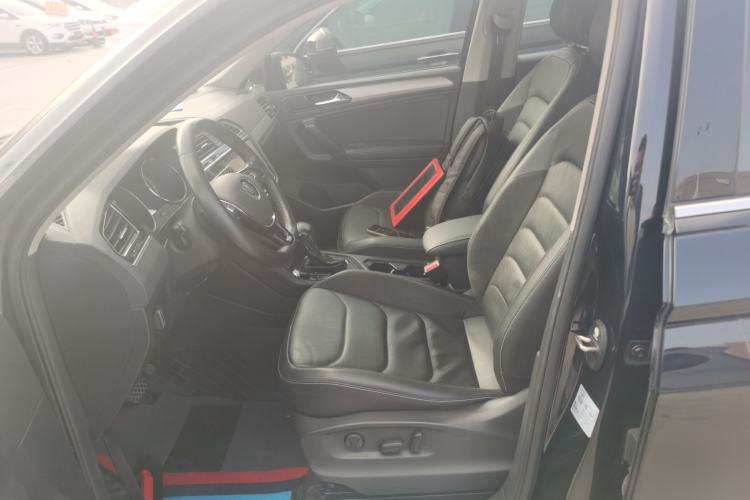 Used Volkswagen Tiguan L 2021 330TSI Automatic Two-Wheel Drive Smart Edition Left Front Seat