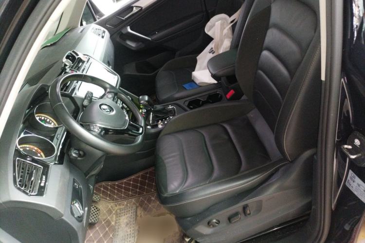 Used Volkswagen Tiguan L 2021 330TSI Automatic Two-Wheel Drive Smart Edition Left Front Seat