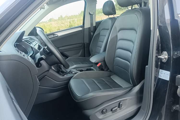 Used Volkswagen Tiguan L 2021 330TSI Automatic Two-Wheel Drive Smart Edition Left Front Seat