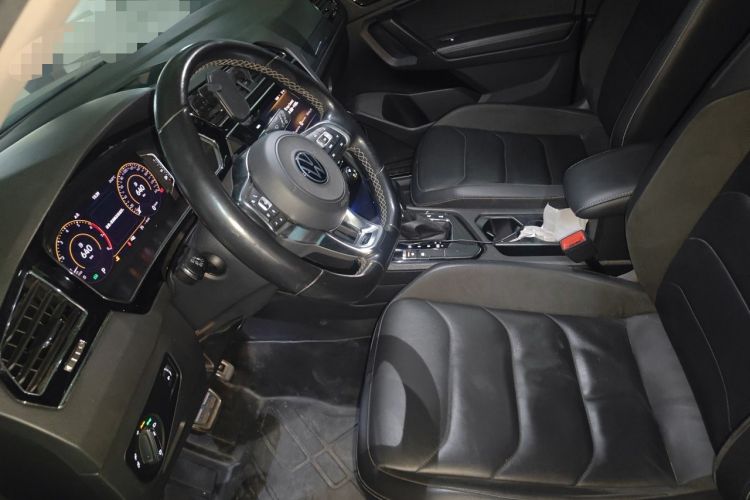 Used Volkswagen Tiguan L 2021 330TSI Automatic Two-Wheel Drive R-Line Enhanced Edition Left Front Seat