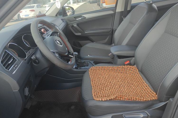 Used Volkswagen Tiguan L 2021 280TSI Automatic Two-Wheel Drive Smart Edition Left Front Seat