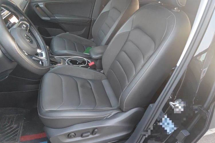 Used Volkswagen Tiguan L 2021 330TSI Automatic Two-Wheel Drive R-Line Enhanced Edition Left Front Seat