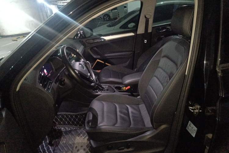 Used Volkswagen Tiguan L 2021 330TSI Automatic Two-Wheel Drive Smart Edition Left Front Seat