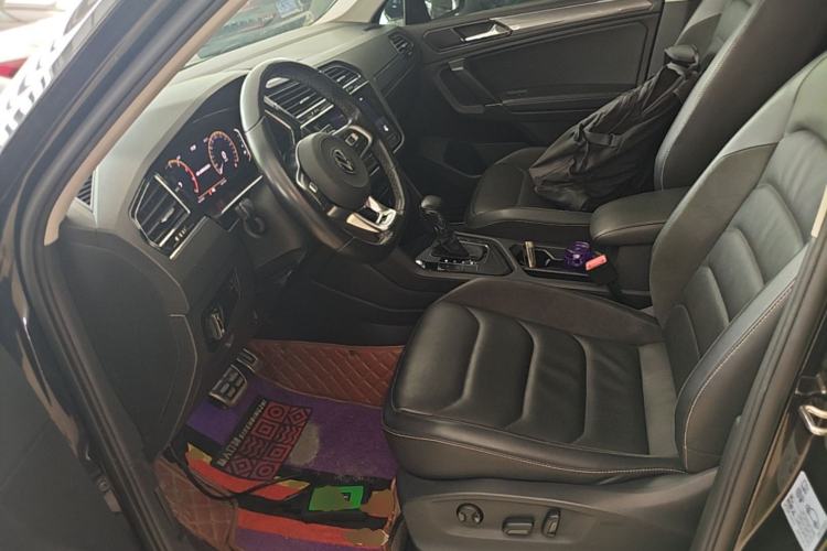 Used Volkswagen Tiguan L 2021 330TSI Automatic Two-Wheel Drive R-Line Enhanced Edition Left Front Seat