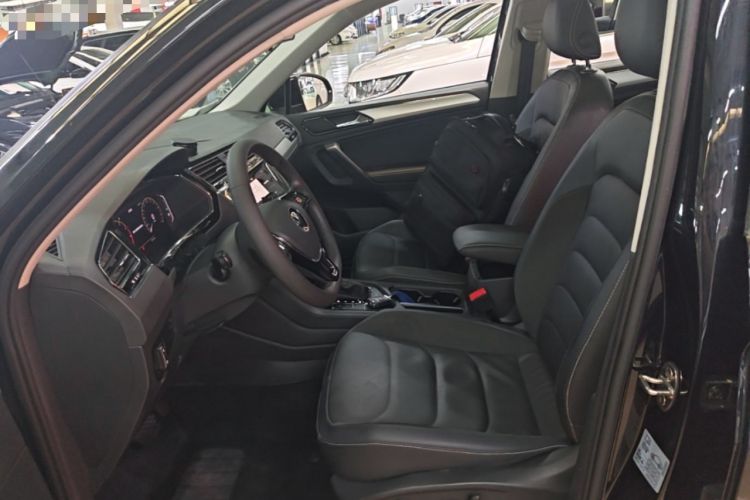 Used Volkswagen Tiguan L 2021 330TSI Automatic Two-Wheel Drive Smart Edition Left Front Seat