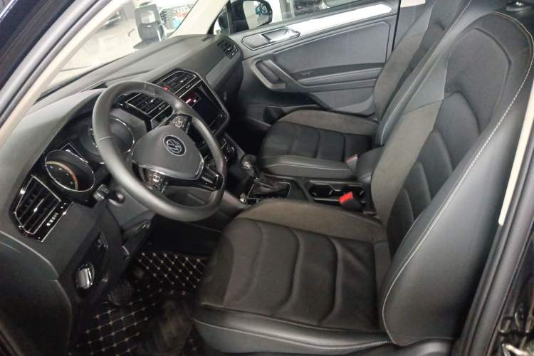 Used Volkswagen Tiguan L 2021 280TSI Automatic Two-Wheel Drive Smart Edition Left Front Seat