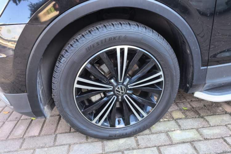 Used Volkswagen Tiguan L 2021 330TSI Automatic Two-Wheel Drive Smart Edition Left Front Wheel Hub