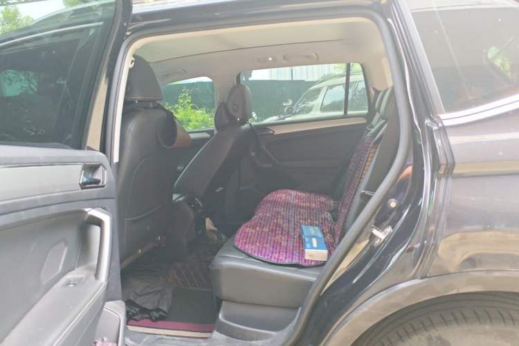 Used Volkswagen Tiguan L 2021 330TSI Automatic Two-Wheel Drive Smart Edition Left Rear Seat